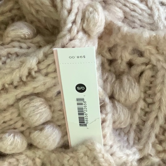 New! Winter scarf by Aqua - Picture 5 of 7